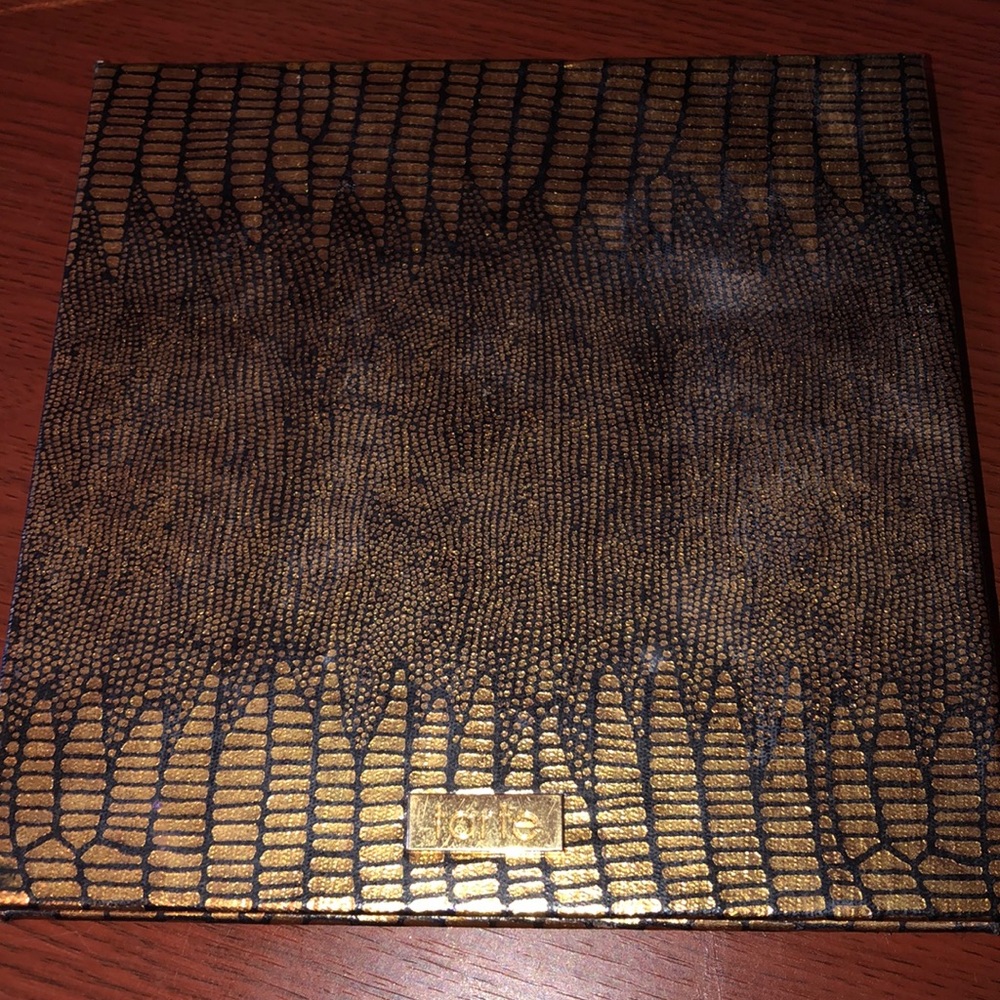 Tarte magnetic z pallet